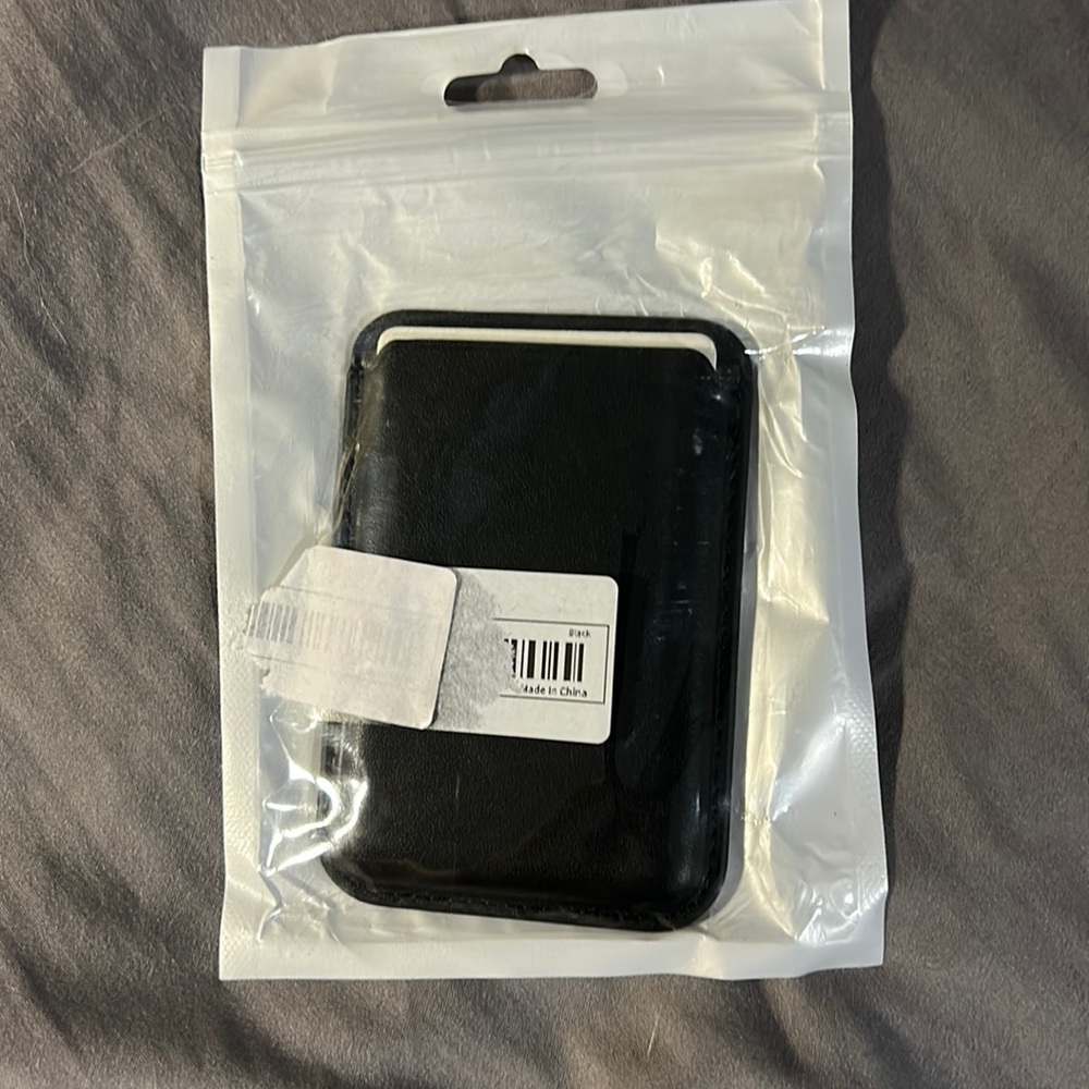 MagSafe Magnetic Leather Wallet Card Holder